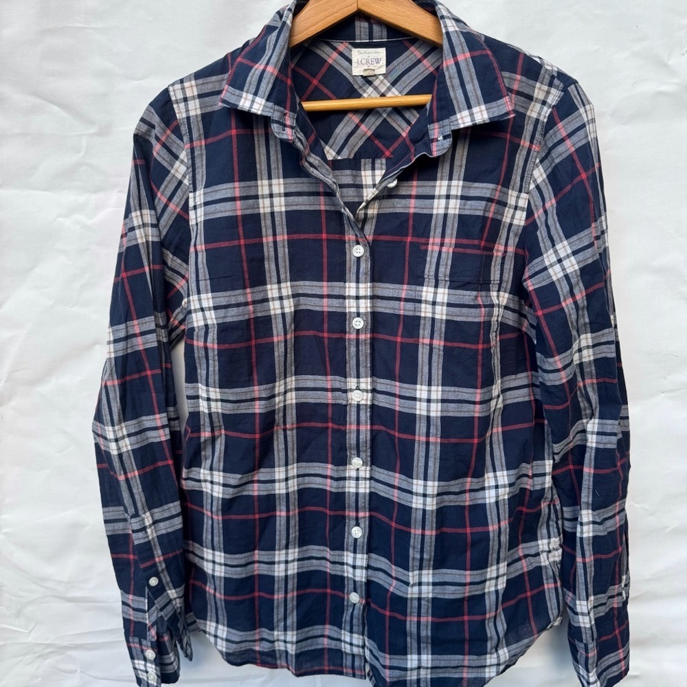 J. Crew // navy, white plaid the perfect shirt button down size small jun1